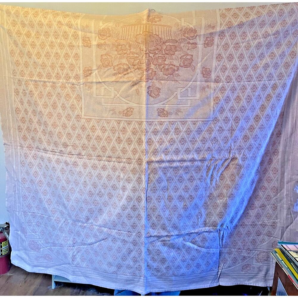 Le Jacquard Francais Coral Bouquet Tablecloth 102x58" Cotton
